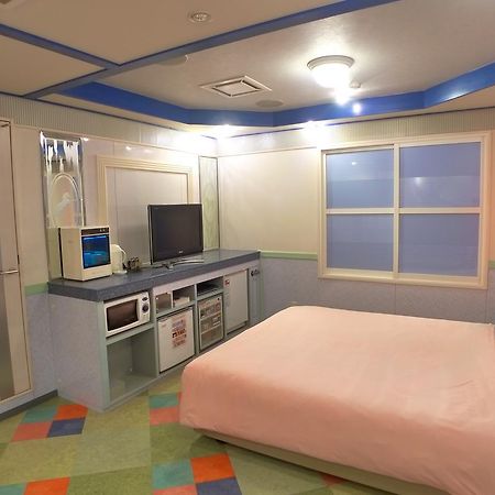 Resort Inn Golf Gotemba (Adults Only) Екстер'єр фото