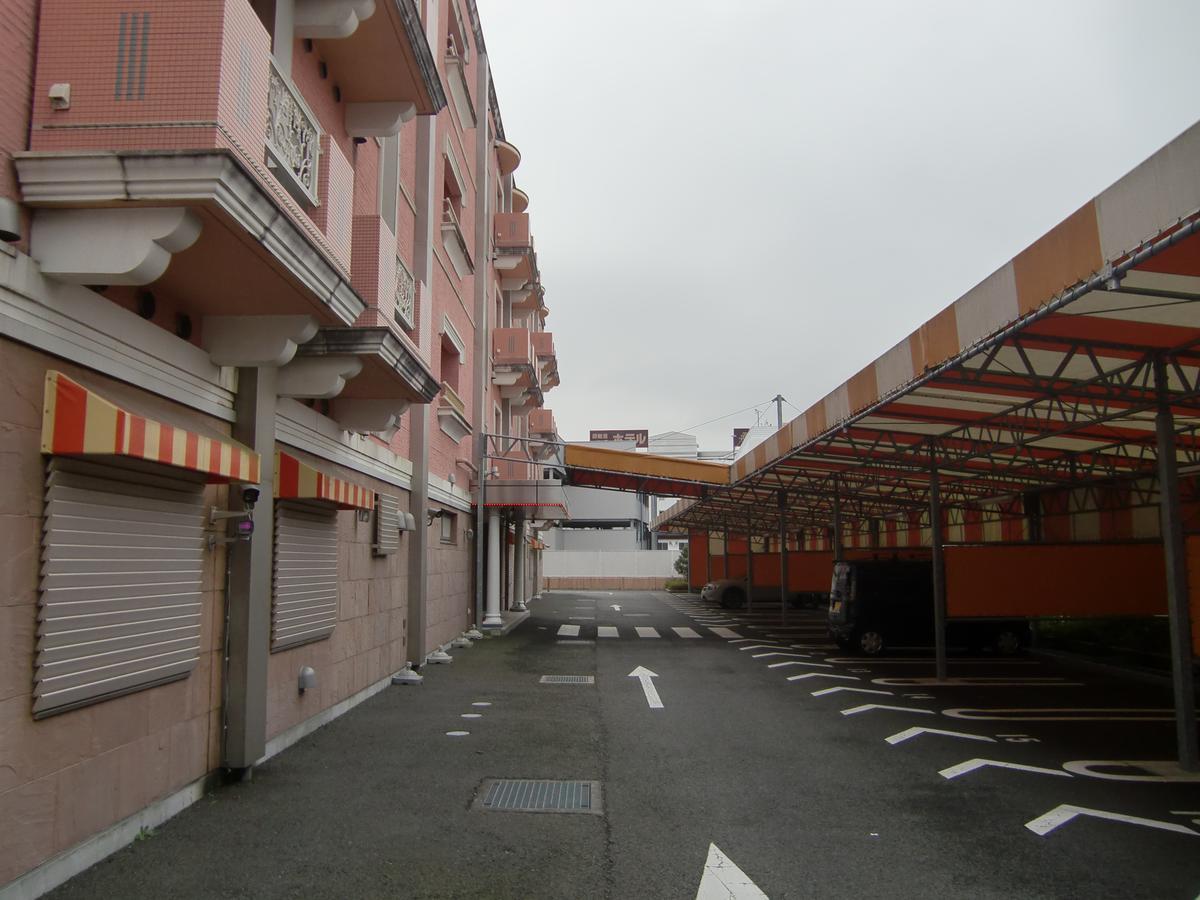 Resort Inn Golf Gotemba (Adults Only) Екстер'єр фото