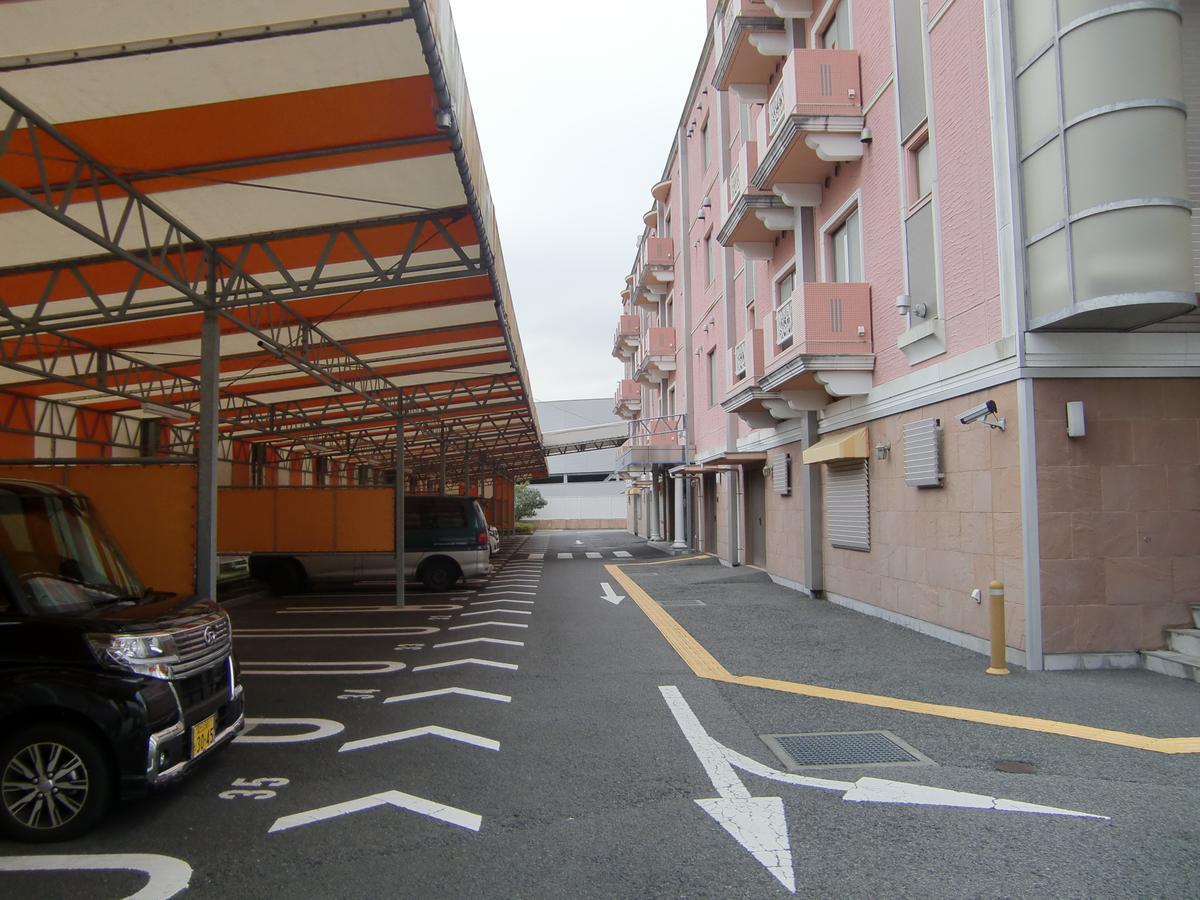 Resort Inn Golf Gotemba (Adults Only) Екстер'єр фото