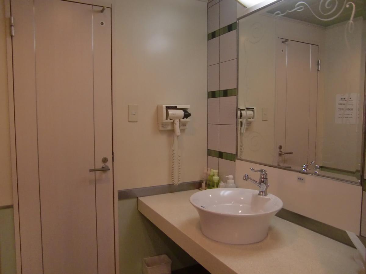 Resort Inn Golf Gotemba (Adults Only) Екстер'єр фото