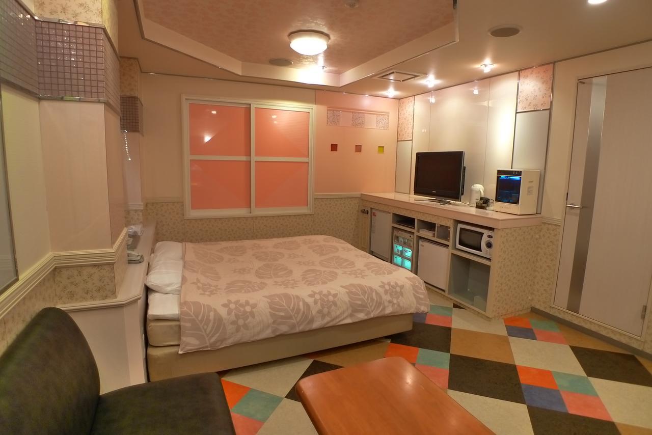 Resort Inn Golf Gotemba (Adults Only) Екстер'єр фото